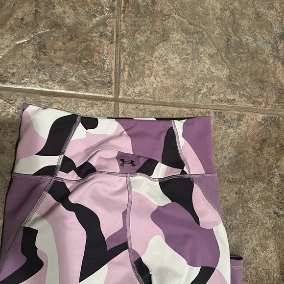 Under Armour size small leggings - Picture 2 of 2